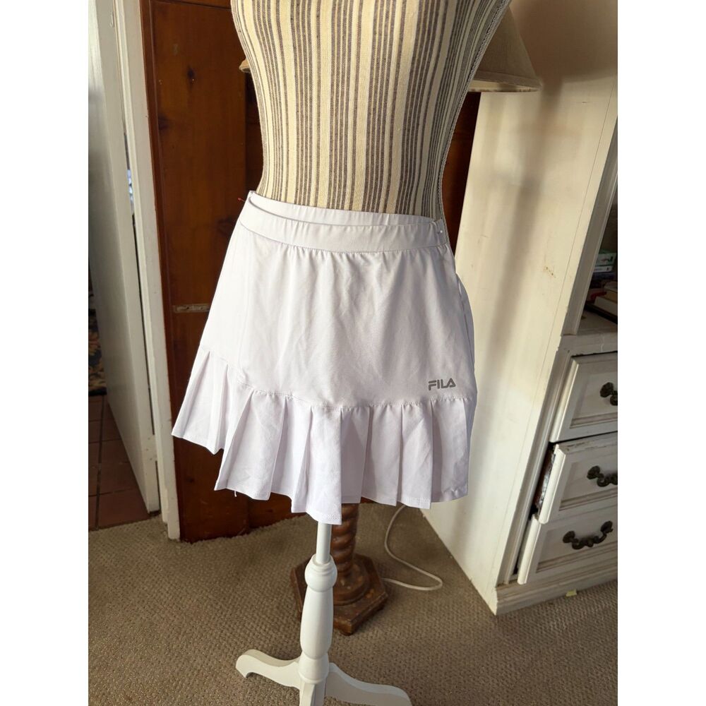 Flirty & Fun White FILA Groundbreaker Pleated Tennis Skort Pickleball Small